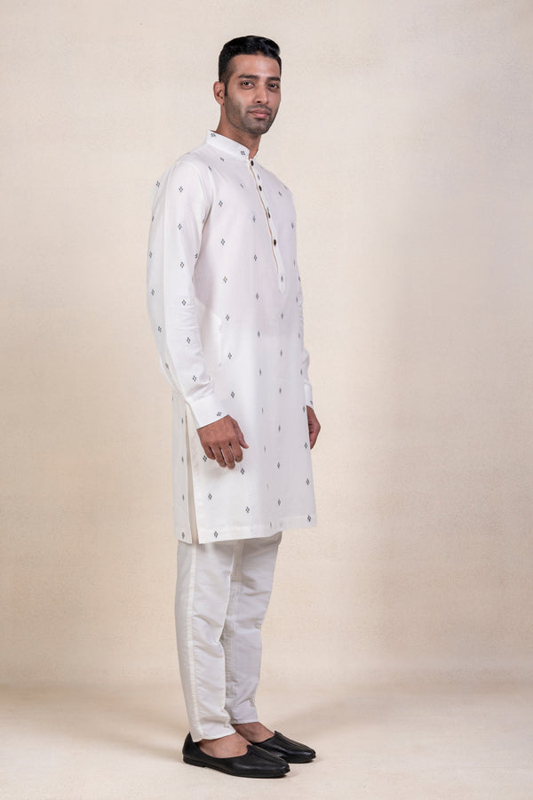 White Jaamdani Kurta